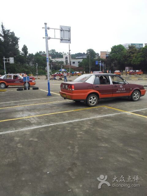 駕考易汽車駕駛員培訓(xùn) 全方位助力機(jī)動(dòng)車駕駛技能提升